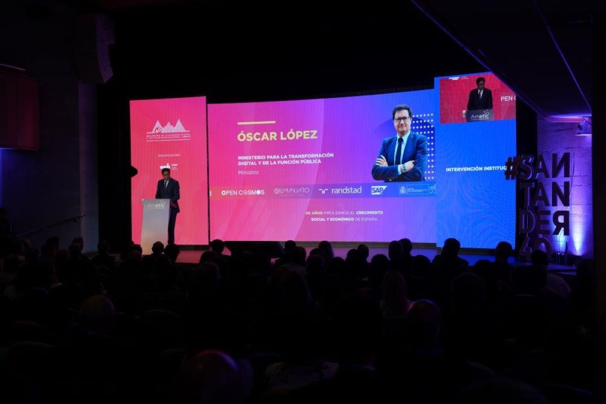 31/08/2026. Funds for artificial intelligence in businesses. The Minister for Digital Transformation and Civil Service, Óscar López, during ...