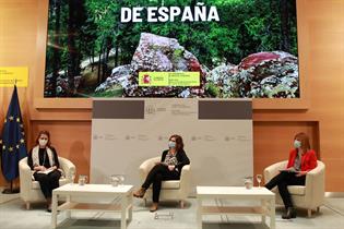 Algunas de la asistentes al acto