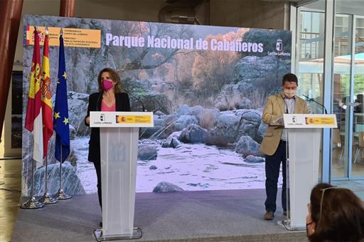 Teresa Ribera y Emiliano García-Paje durante su comparecencia ante los medios de comunicación