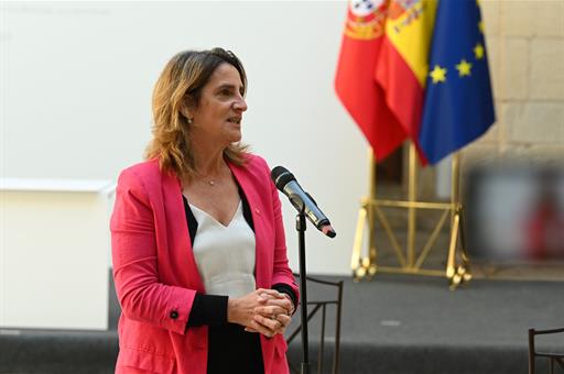 Teresa Ribera en el transcurso de la cumbre