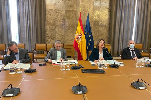 Teresa Ribera durante la reunión