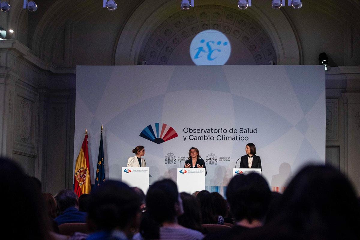  Teres Ribera, Mónica García y Diana Morant presentan el Observatorio de Salud y Cambio Climático.