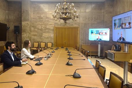 La ministra para la Transición Ecológica, Sara Aagesen, durante la reunión telemática con su homóloga portuguesa