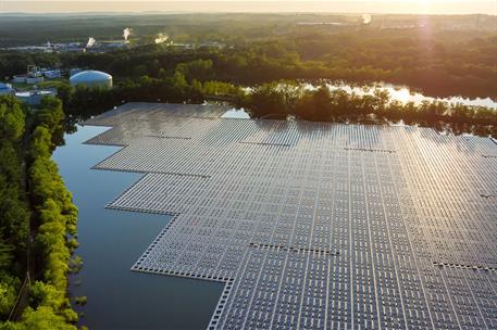 Instalación fotovoltaica flotante