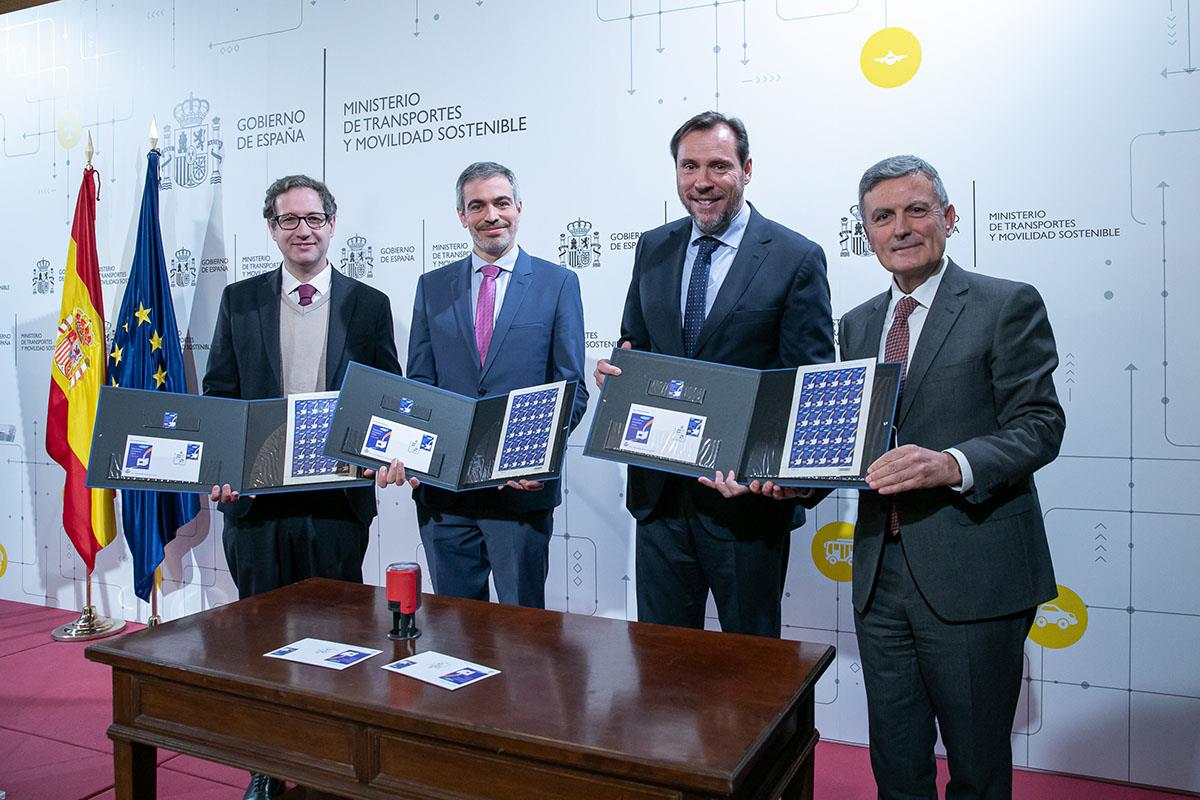 1/04/2024. Óscar Puente presides over the presentation of the Correos postage stamp dedicated to the 2024 European Parliament elections. The...