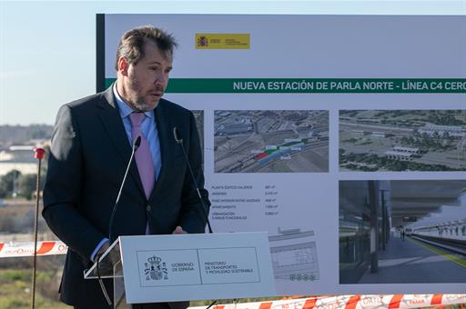 El ministro de Transportes y Movilidad Sostenible, Óscar Puente, durante su intervención 