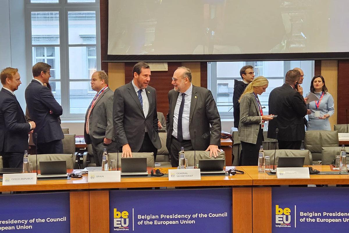 El ministro de Transportes y Movilidad Sostenible, Óscar Puente, durante el Consejo de Ministros Informal de la Unión Europea