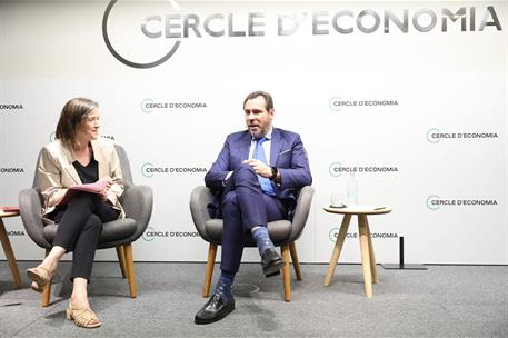 El ministro de Transporte y Movilidad Sostenible, Óscar Puente, interviene en el Cercle d'Economía, en Barcelona