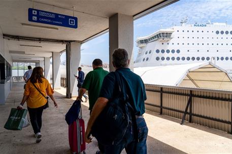 Pasajeros en el Puerto de Málaga