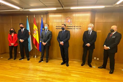 José Luis Ábalos, José Manuel Miñones y Alberto Núñez Feijóo, entre otras autoridades, en Galicia