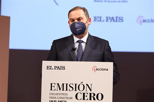 El ministro Ábalos inaugura el encuentro 'Rehabilitación energética: pasos hacia una recuperación sostenible'