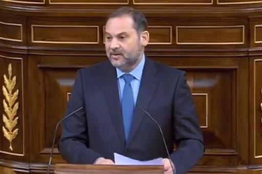 El ministro Ábalos durante su intervención en el Congreso