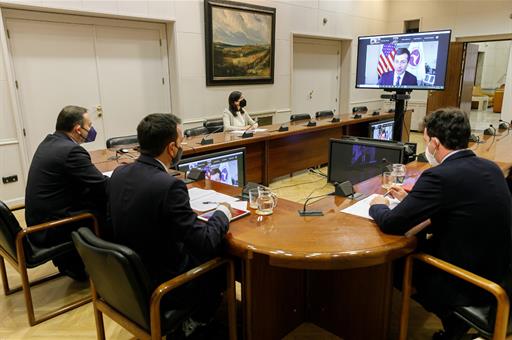 José Luis Ábalos y su equipo durante la videoconferencia