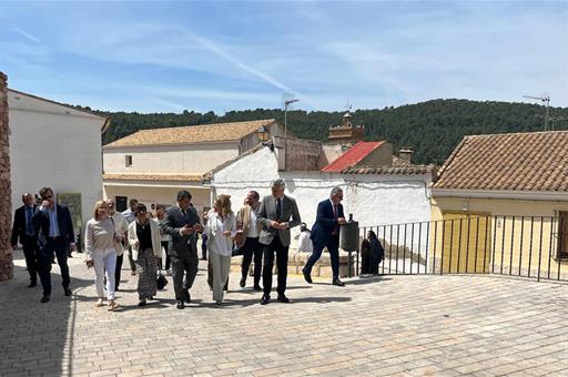 La ministra Raquel Sánchez, en Olocau (Valencia)