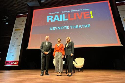 La ministra de Transportes, Movilidad y Agenda Urbana, Raquel Sánchez, en la feria Rail Live de Málaga