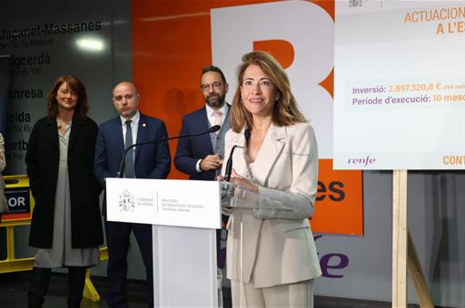La ministra Raquel Sánchez durante el acto en la estación e Rodalies de Arc de Triomf de Barcelona