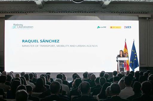 La ministra de Transportes, Movilidad y Agenda Urbana en funciones, Raquel Sánchez, durante su intervención.