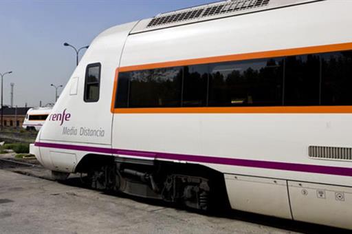 Tren de Renfe Media Distancia