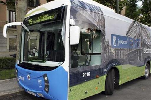 Autobús del transporte público de Madrid