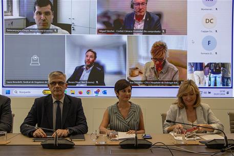 La ministra de Vivienda y Agenda Urbana, Isabel Rodríguez, durante la reunión del Grupo de Trabajo 