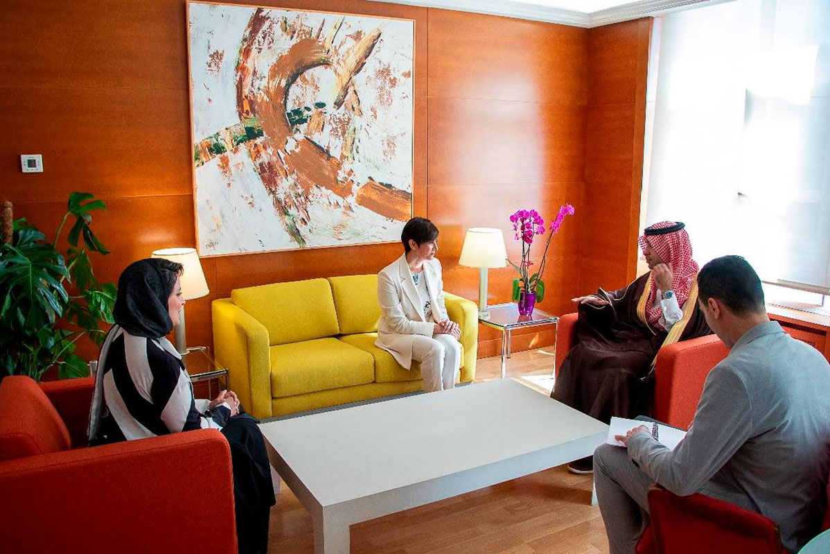 15/04/2024. Isabel Rodríguez receives the Minister of Municipal, Rural and Housing Affairs of the Kingdom of Saudi Arabia. Meeting between t...