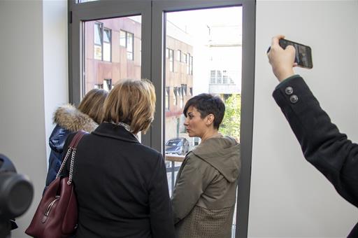 La ministra de Vivienda y Agenda Urbana, Isabel Rodríguez, visita una de las actuaciones del Ministerio en Avilés